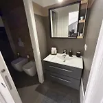 Archome Luxury بيت للعطل