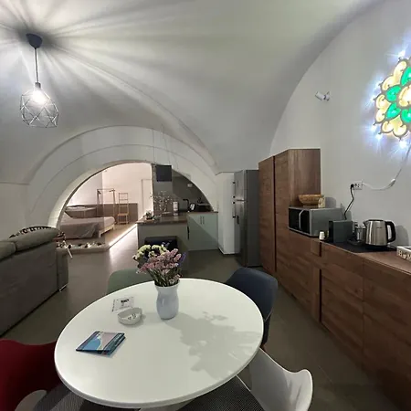 Archome Luxury *